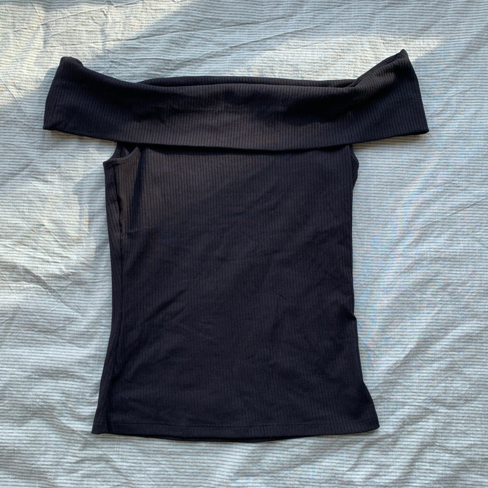 Old navy off the shoulder shirt